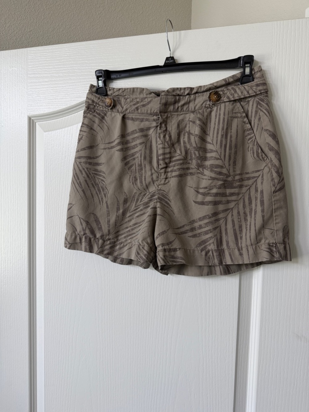 White House Black Market Taupe Palm-Print Shorts